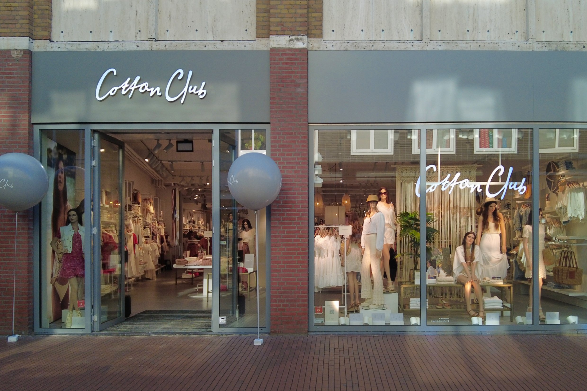 Winkels & openingstijden Cotton Club